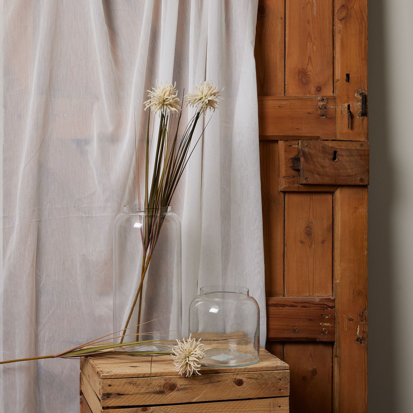 Set of 3 Artificial Flowers Cream Aster Spider Chrysanthemum Stems