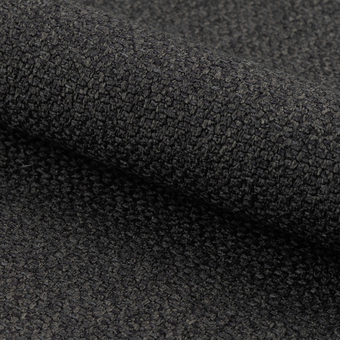 Auckland 120cm Dining Set Natural Oak Effect and Black Round Dining Table + 4 Black Dining Chair