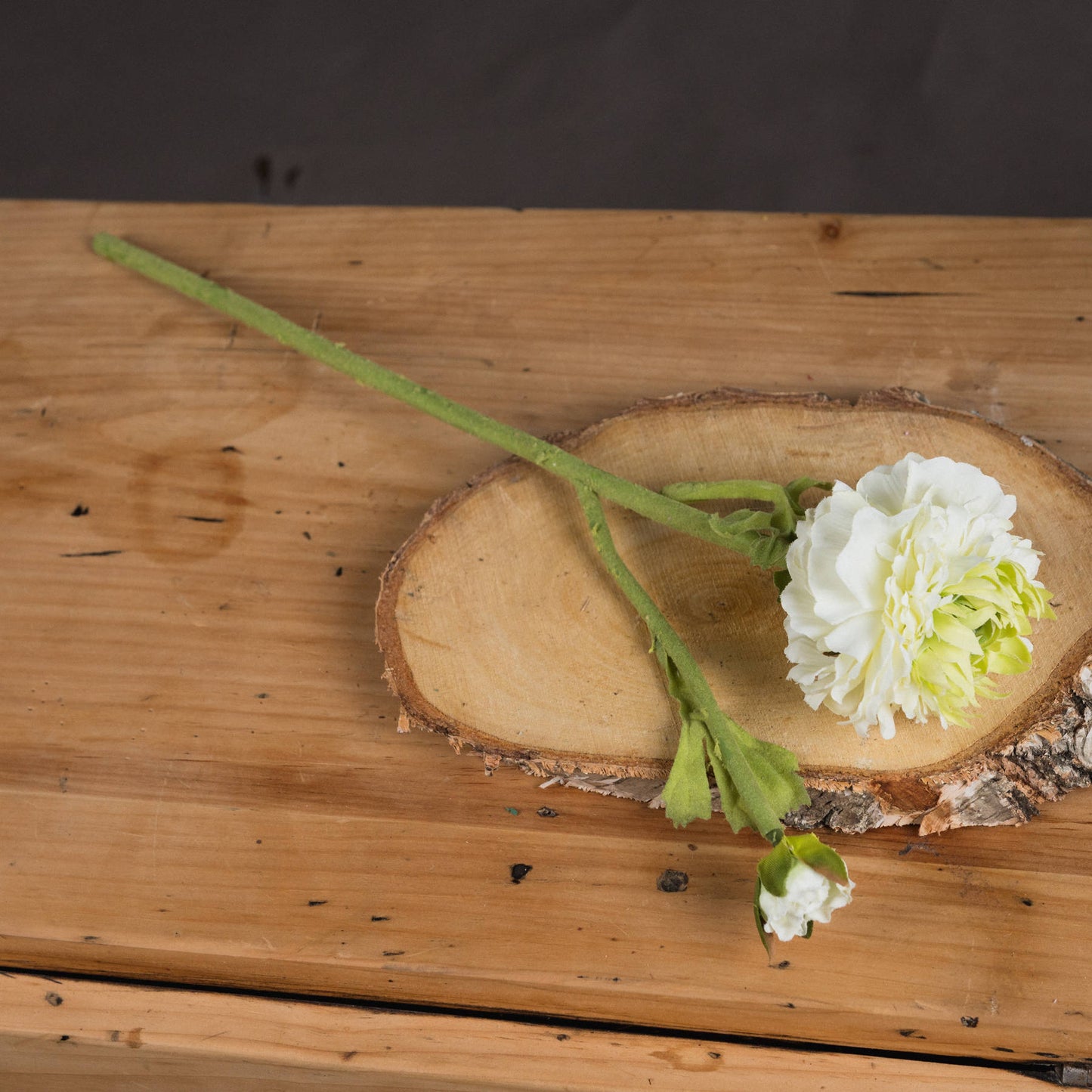 Set of 3 Artificial Flowers Green Ranunculus Spray