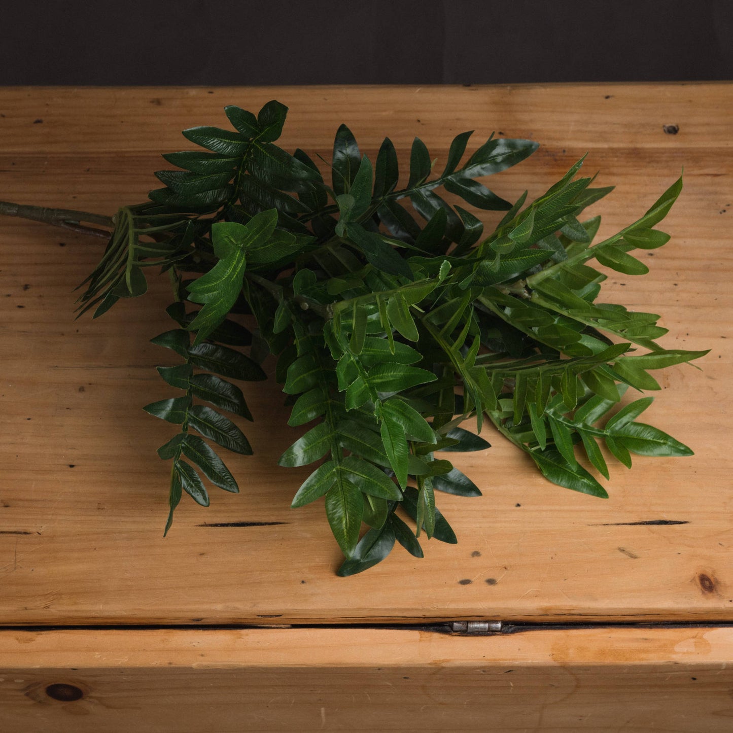 Set of 3 Artificial Flowers Pistach Bunches