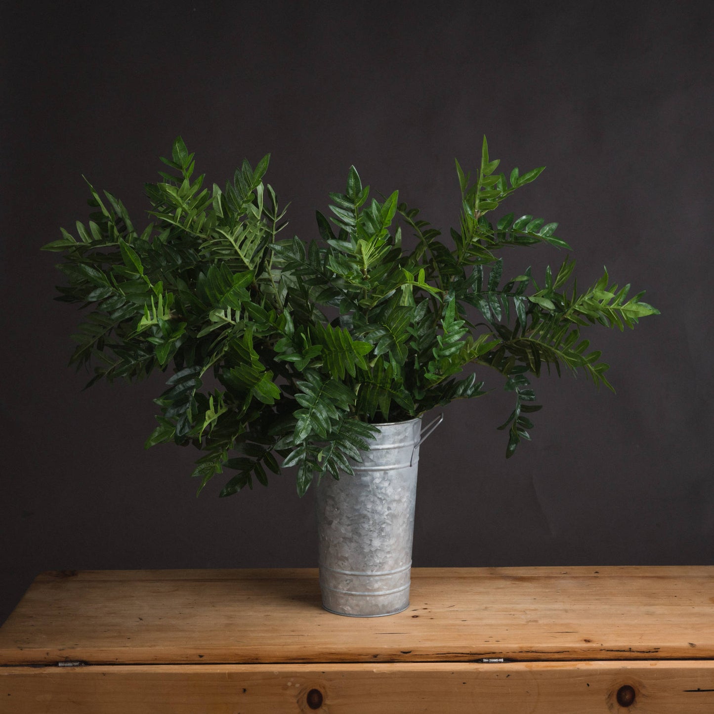 Set of 3 Artificial Flowers Pistach Bunches