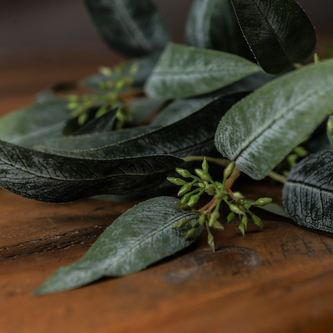 Set of 3 Artificial Flowers Seeded Eucalyptus Sprays