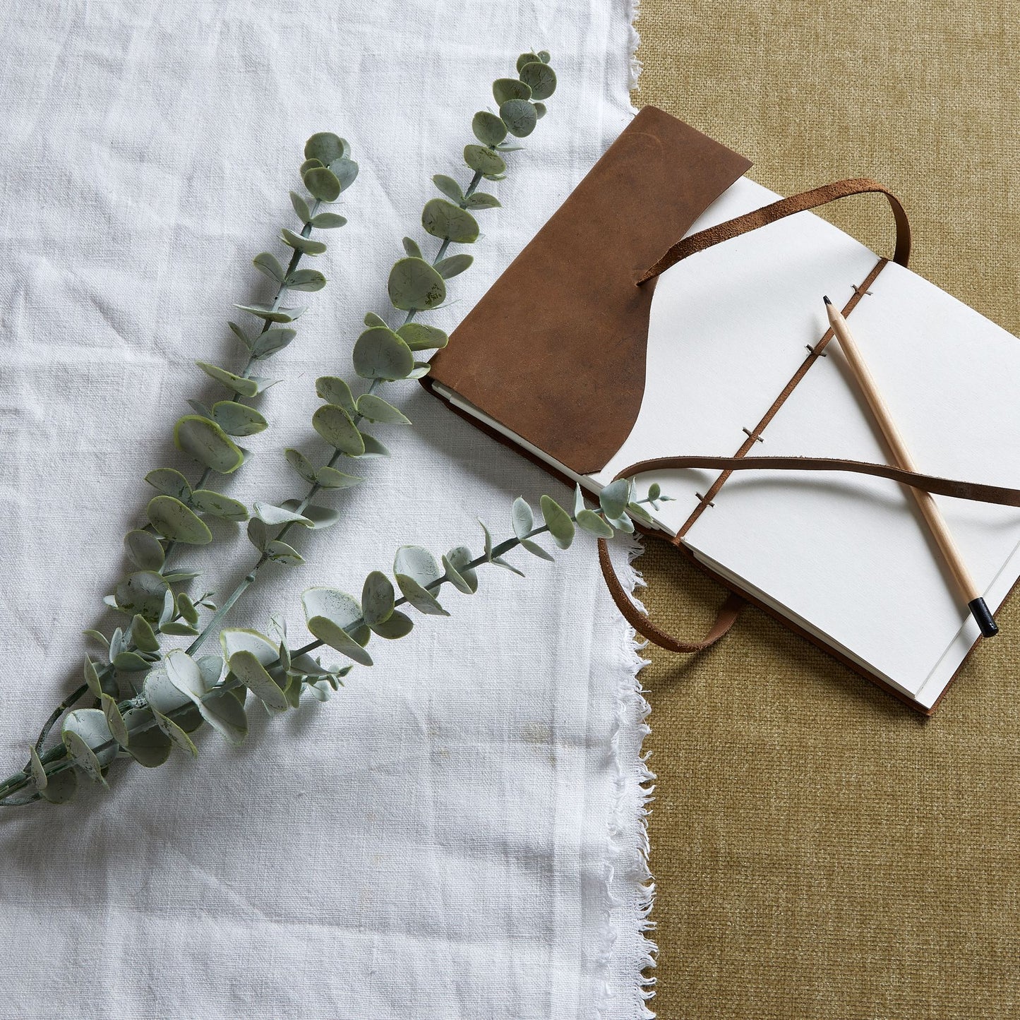 Set of 3 Artificial Flowers Gunnii Blue Eucalyptus Sprays