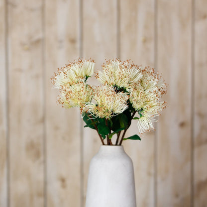 Set of 3 Artificial Flowers Cream Protea Nitida Stems