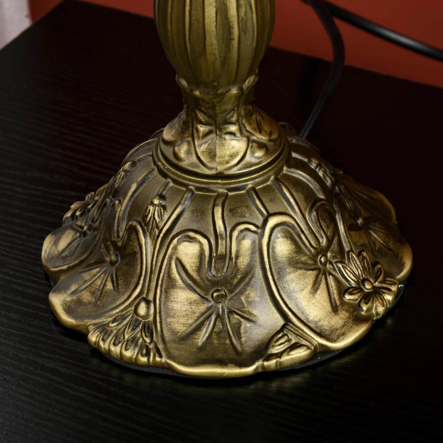 Capitti Glass And Metal Multicoloured Stained Glass Table Lamp With Zinc Alloy Base