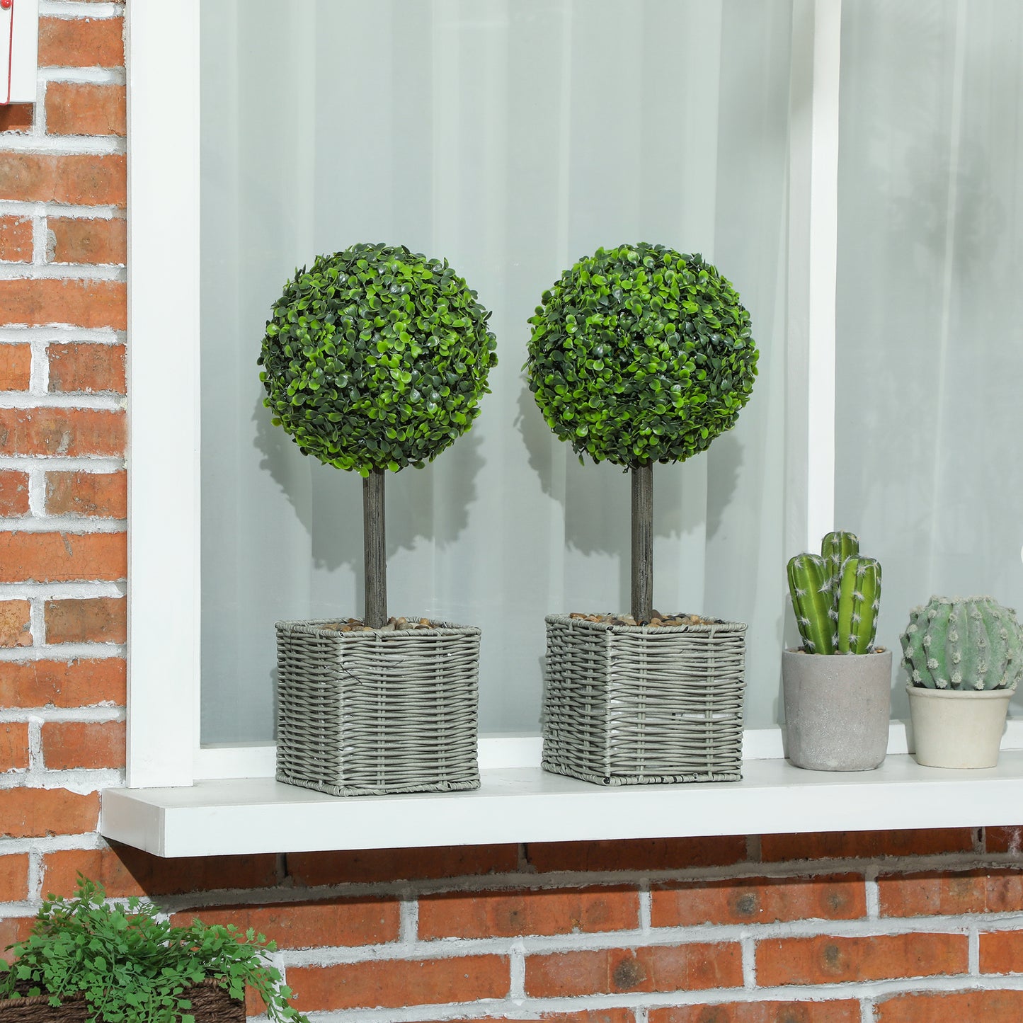 Moeldi Viso Set Of 2 Artificial Boxwood Topiary Balls With Woven Pots And Fauxbble Detail H8 50cm