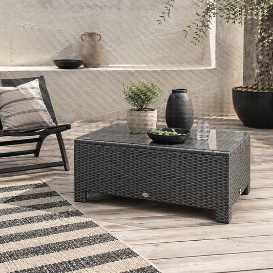 Niyo Black Rattan Rectangular Outdoor Coffee Table With Tempered Glass Top