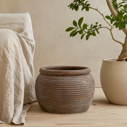 Small Dark Brown Round Etched Plant Pot