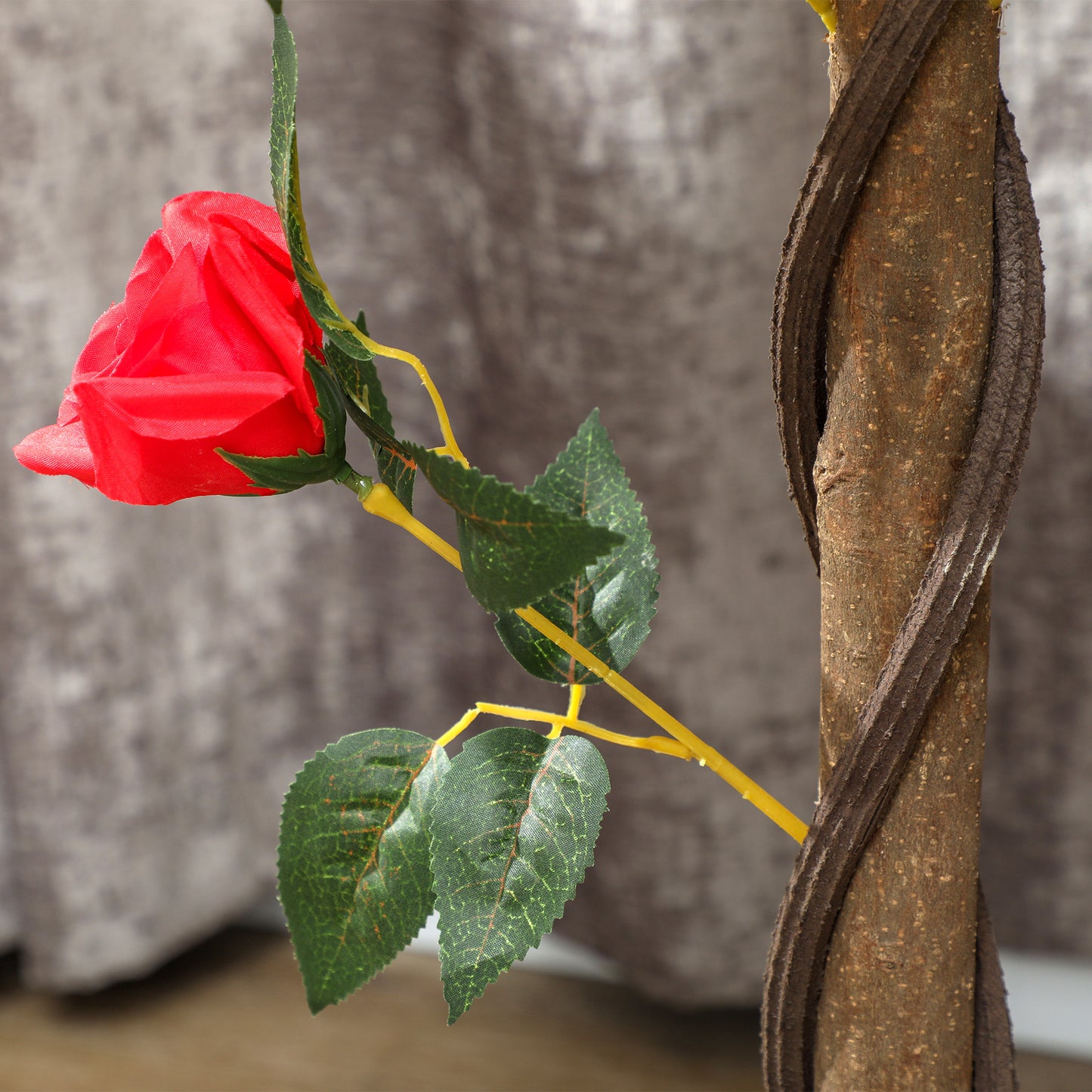 Elsu Set Of 2 Artificial White Rose Floral Plants In Pots H8 90cm Red