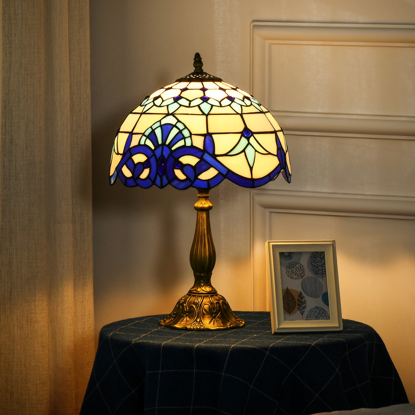 Repatto Glass And Metal Blue Handcrafted Stained Glass Table Lamp