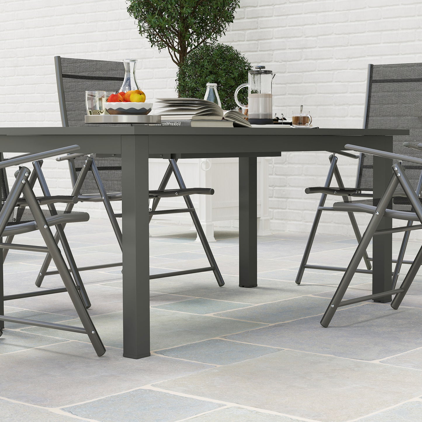 Tosala Aluminium Grey Extendable Outdoor Dining Table With Slatted Top For 6