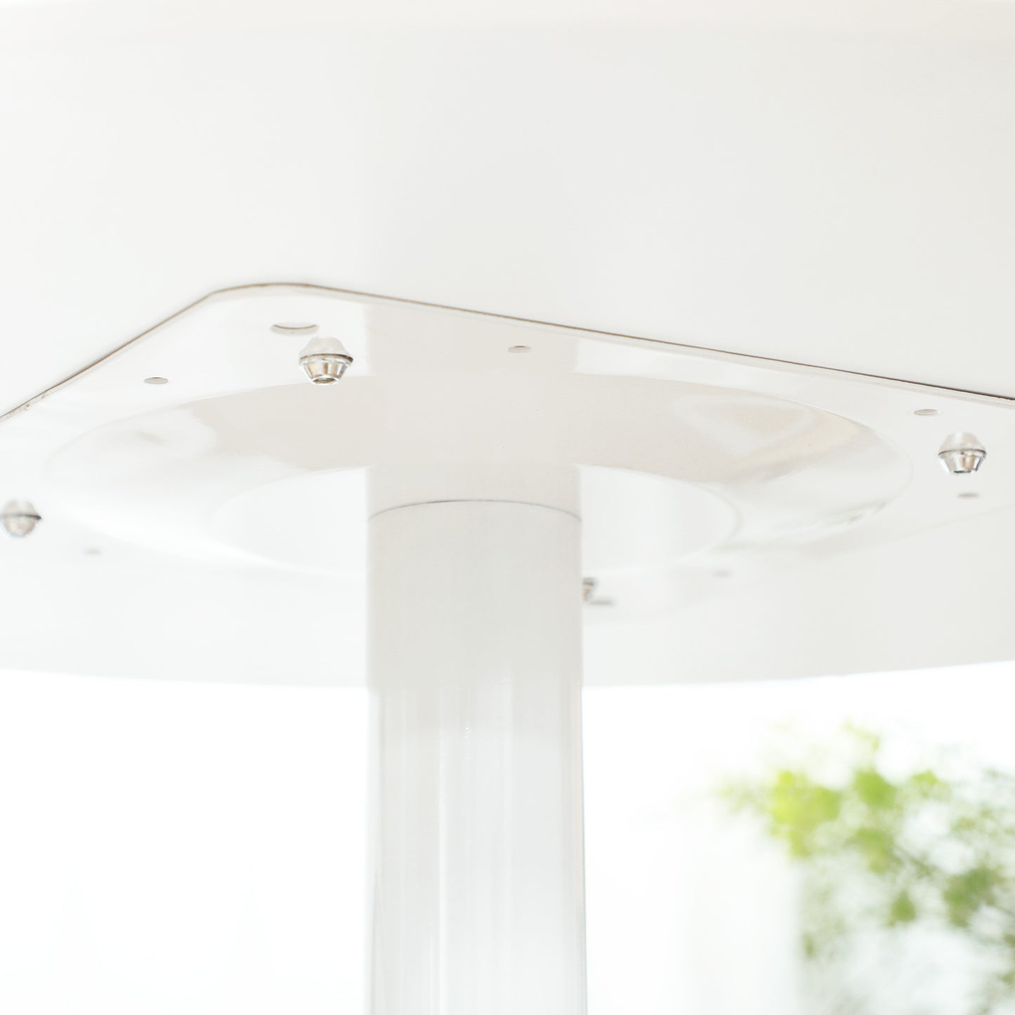 Dimi Metal White Minimal Round Dining Table For 2 70cm