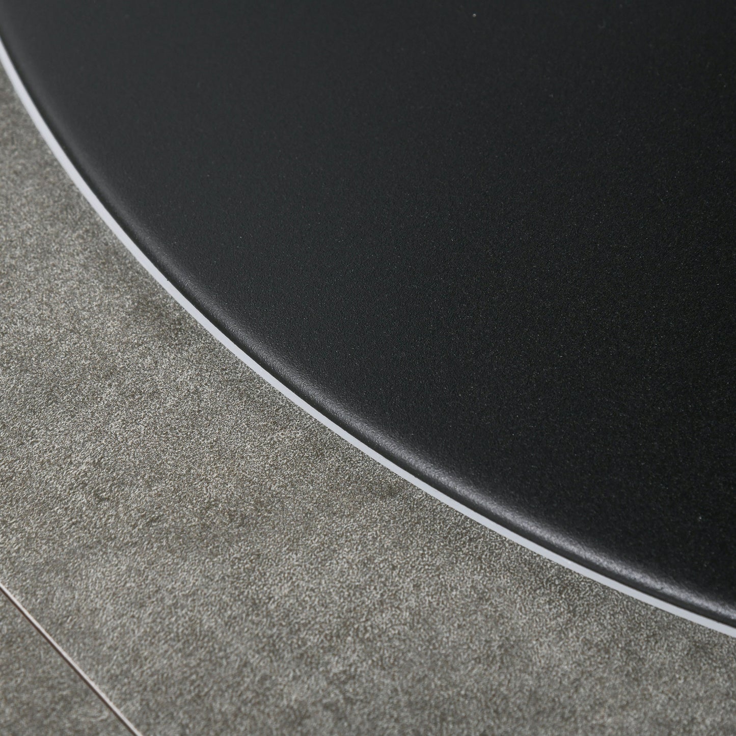 Dira Lina Metal And Wooden Black Round Bistro Dining Table