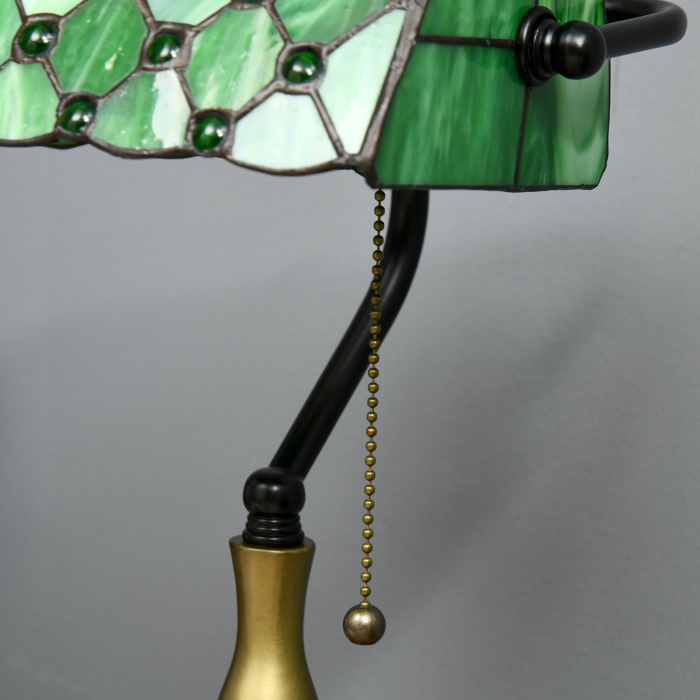 Nofilu Glass And Metal Green Vintage Style Stained Glass Table Lamp