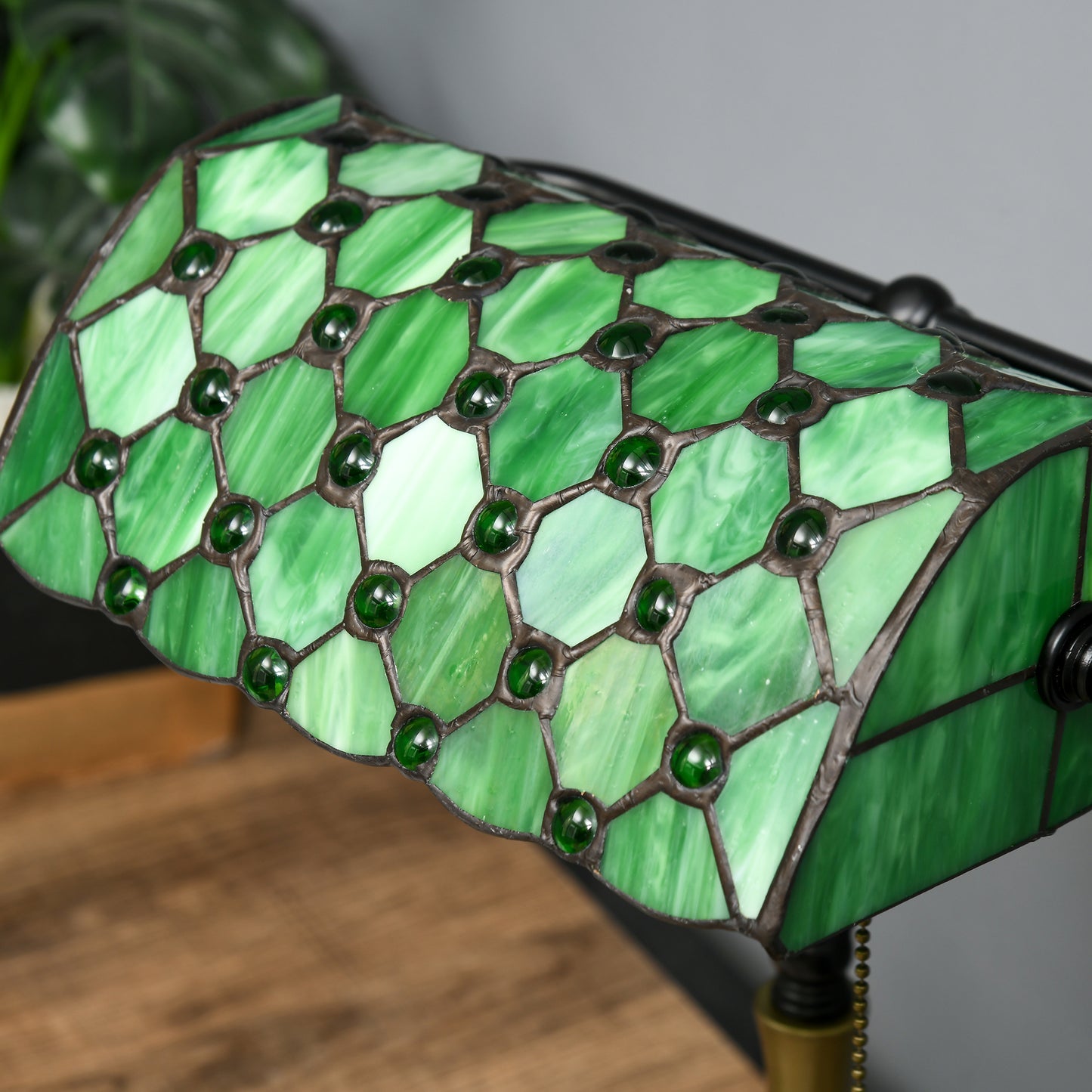 Nofilu Glass And Metal Green Vintage Style Stained Glass Table Lamp