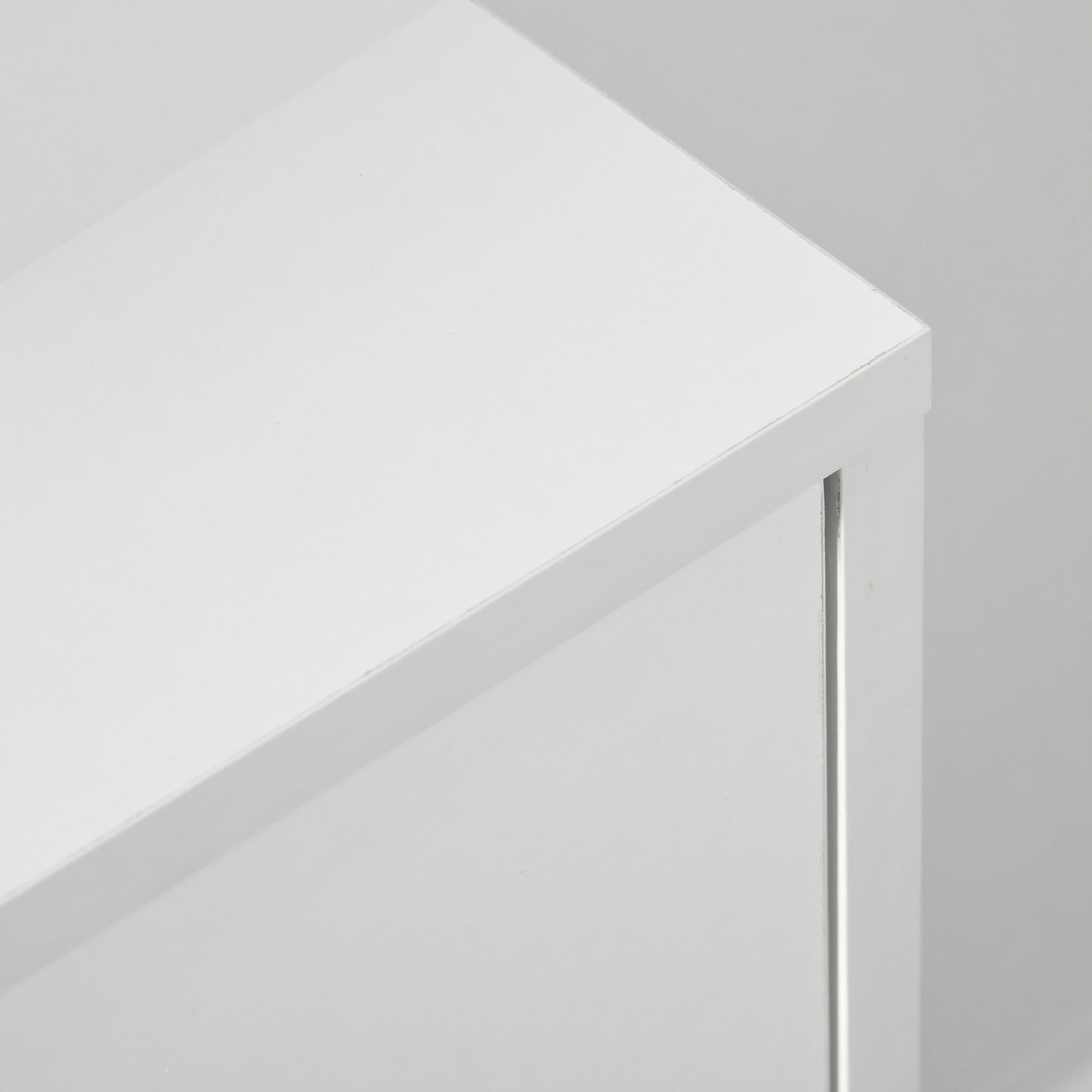 Lerosa Scandi Wooden White 3 Drawer Chest With Natural Wooden Angled Legs